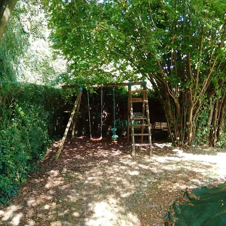 Maison De 3 Chambres Avec Jardin Clos Et Wifi A Saint Arnoult 펜션 *