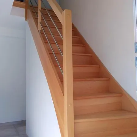 펜션 Maison De 3 Chambres Avec Jardin Clos Et Wifi A Saint Arnoult *