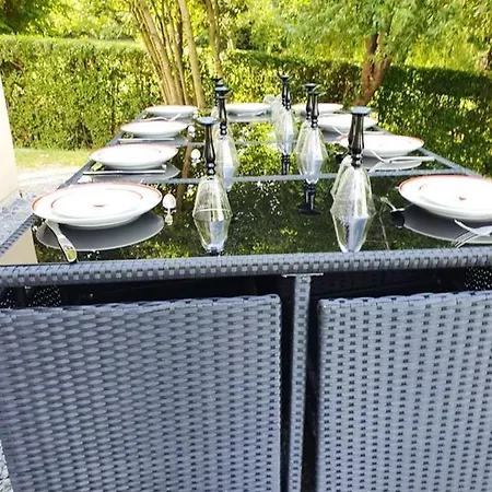 펜션 Maison De 3 Chambres Avec Jardin Clos Et Wifi A Saint Arnoult *