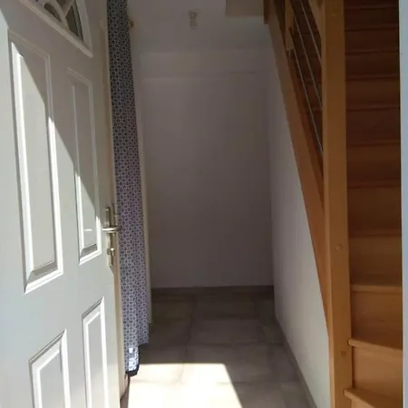 Maison De 3 Chambres Avec Jardin Clos Et Wifi A Saint Arnoult 펜션 *